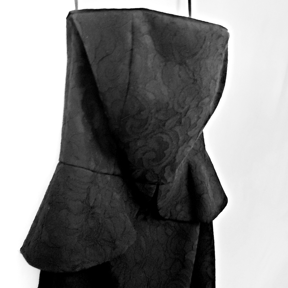 Nwot White House Black Market Strapless Black Lace Peplum Dress - Picture 6 of 16